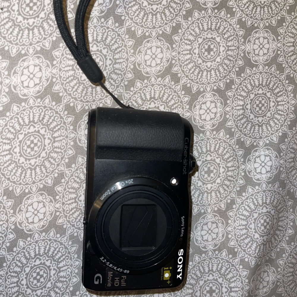Sony 20x optical zoom camera